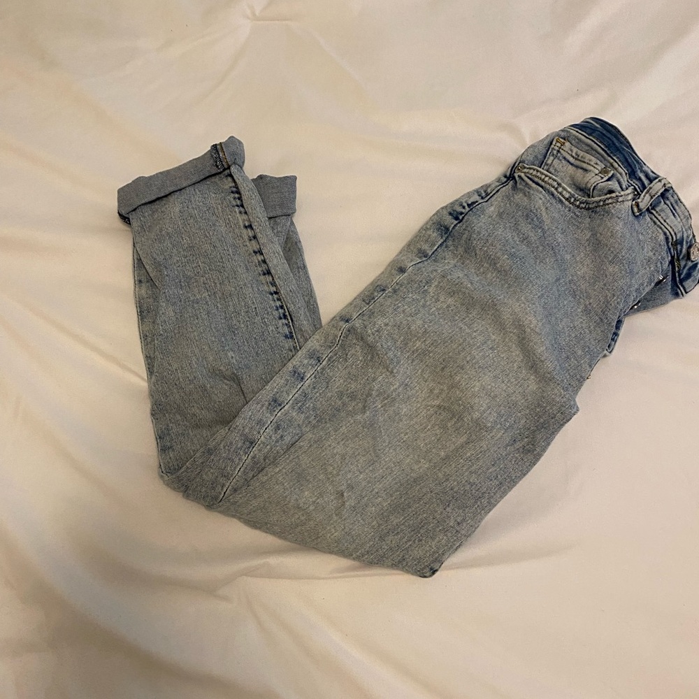 H&M light wash, mom jeans